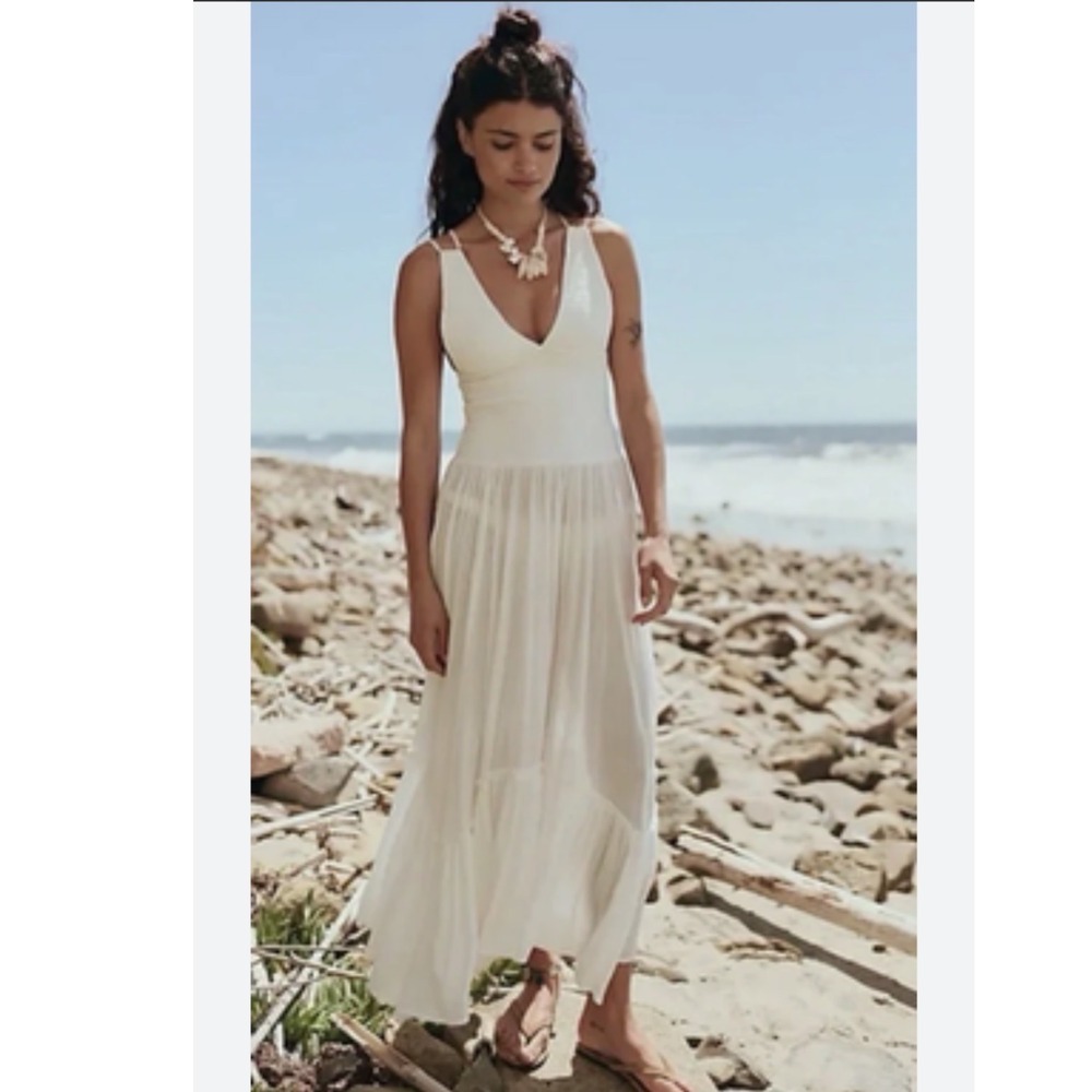 Free People Extratropical Maxi Dress White Smocked V-Neck Tiered Boho Small NWT